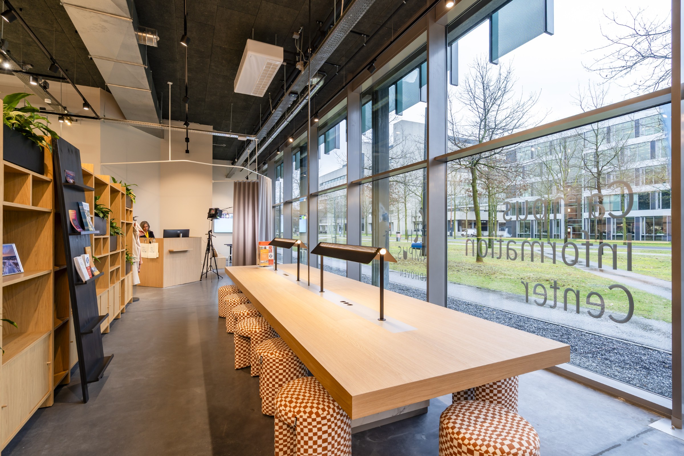 High Tech Campus Eindhoven - Campus Information Center - seating area